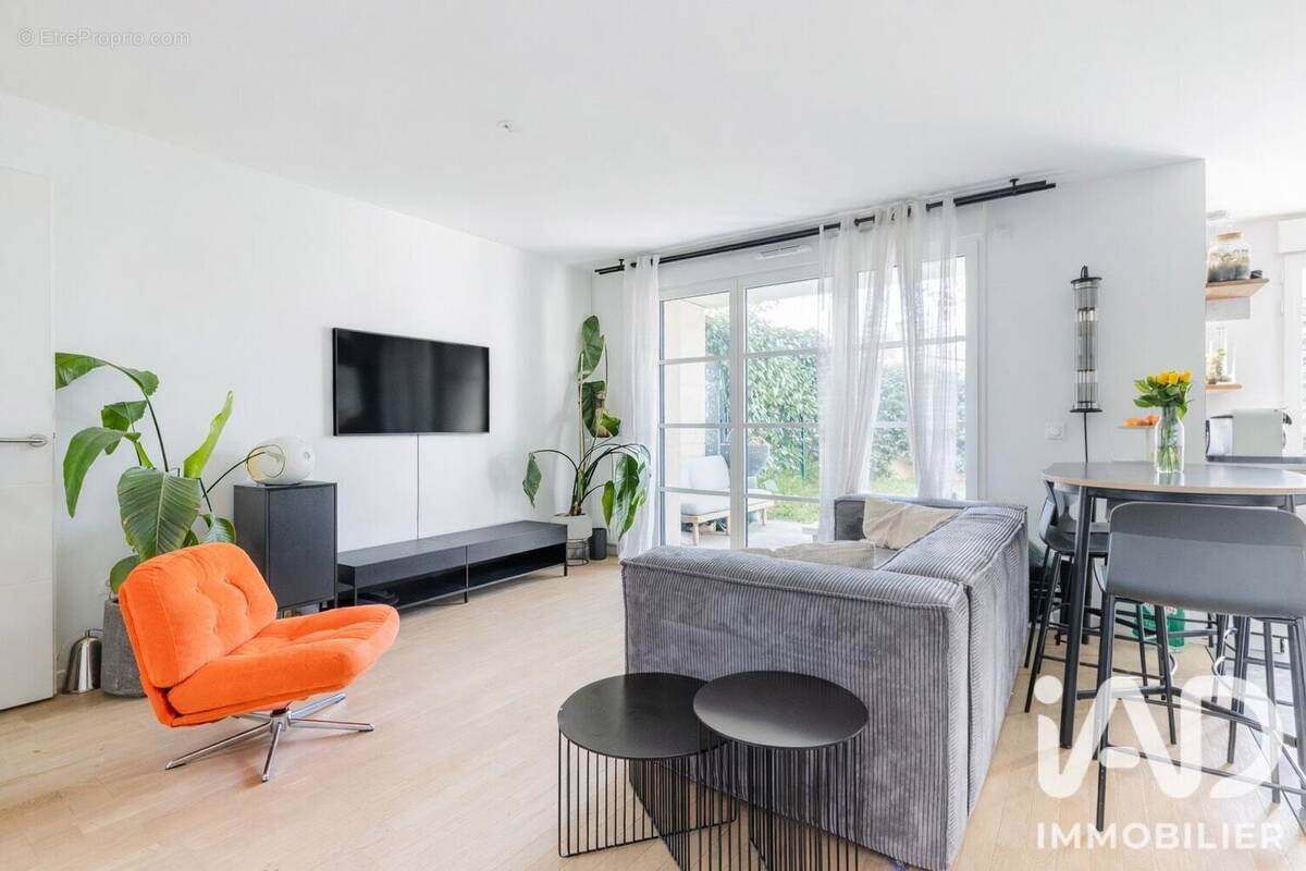 Photo 1 - Appartement à CLAMART