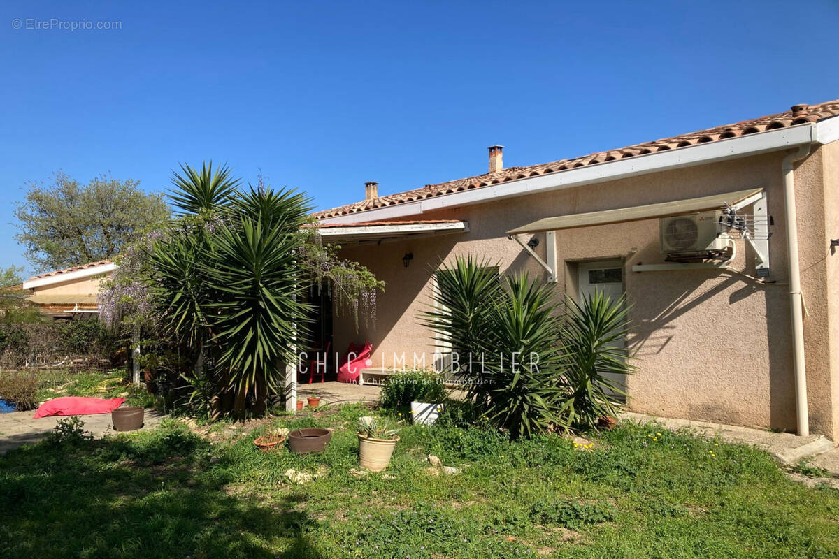 Maison à LAROQUE-DES-ALBERES