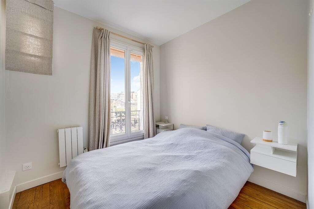Appartement à PARIS-20E