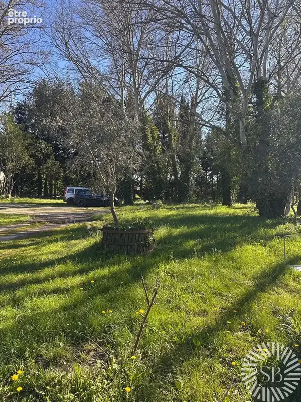 Authentique mas de caractère avec grand jardin et dépendances - photo 2