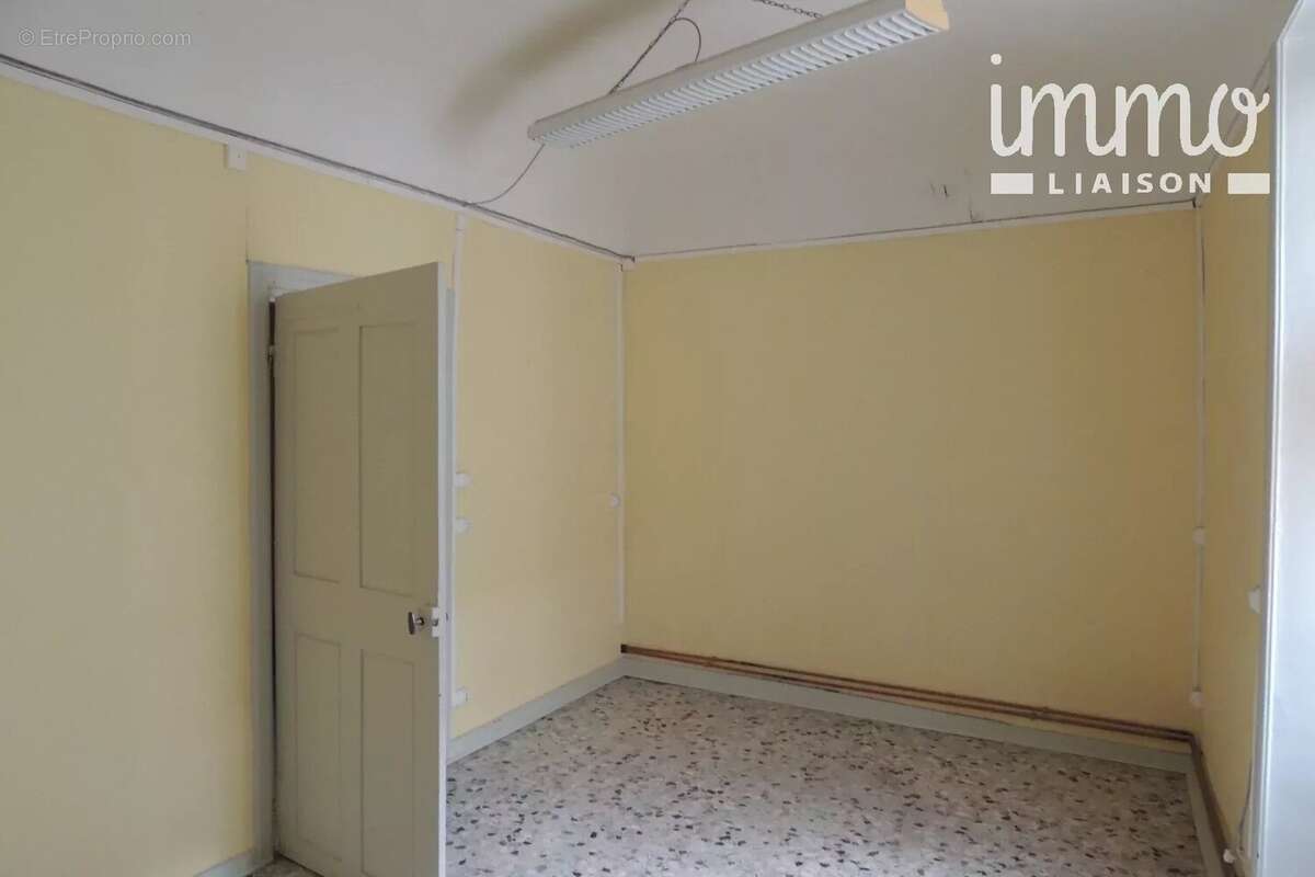 Maison à SAINT-JEAN-LE-CENTENIER