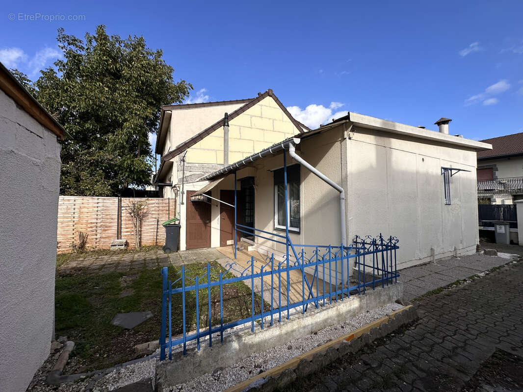 Maison à GARGES-LES-GONESSE