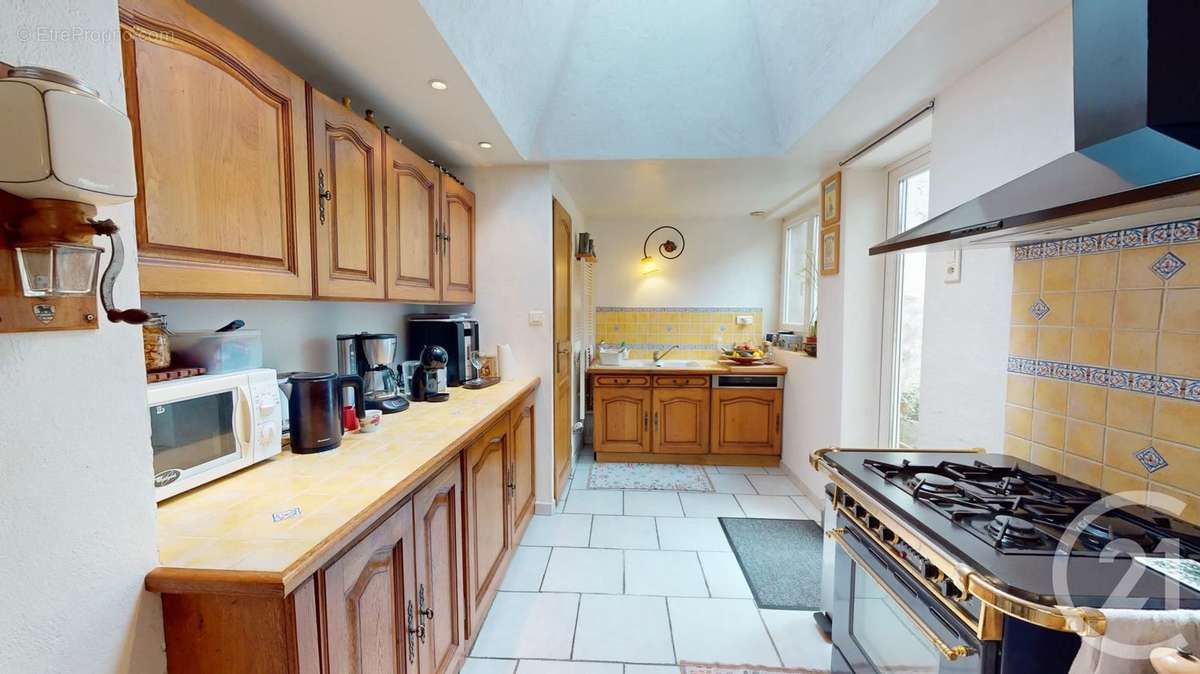 Maison à SAINT-QUENTIN