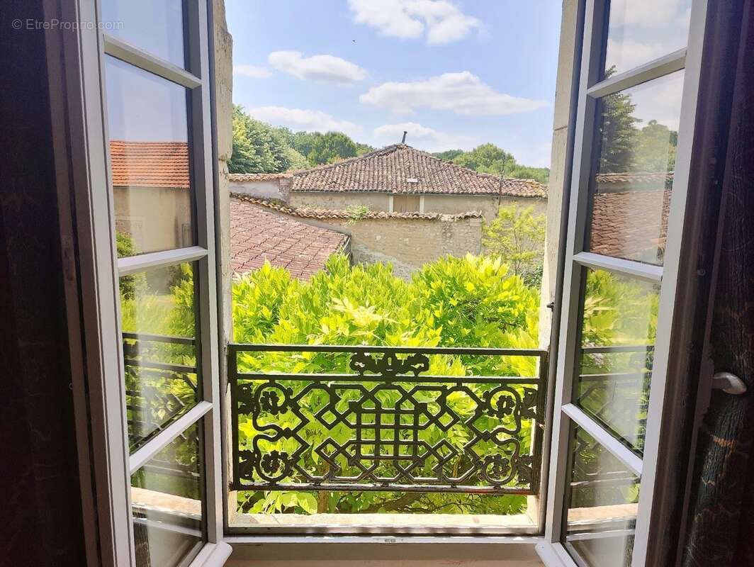 Maison à MAZERAY