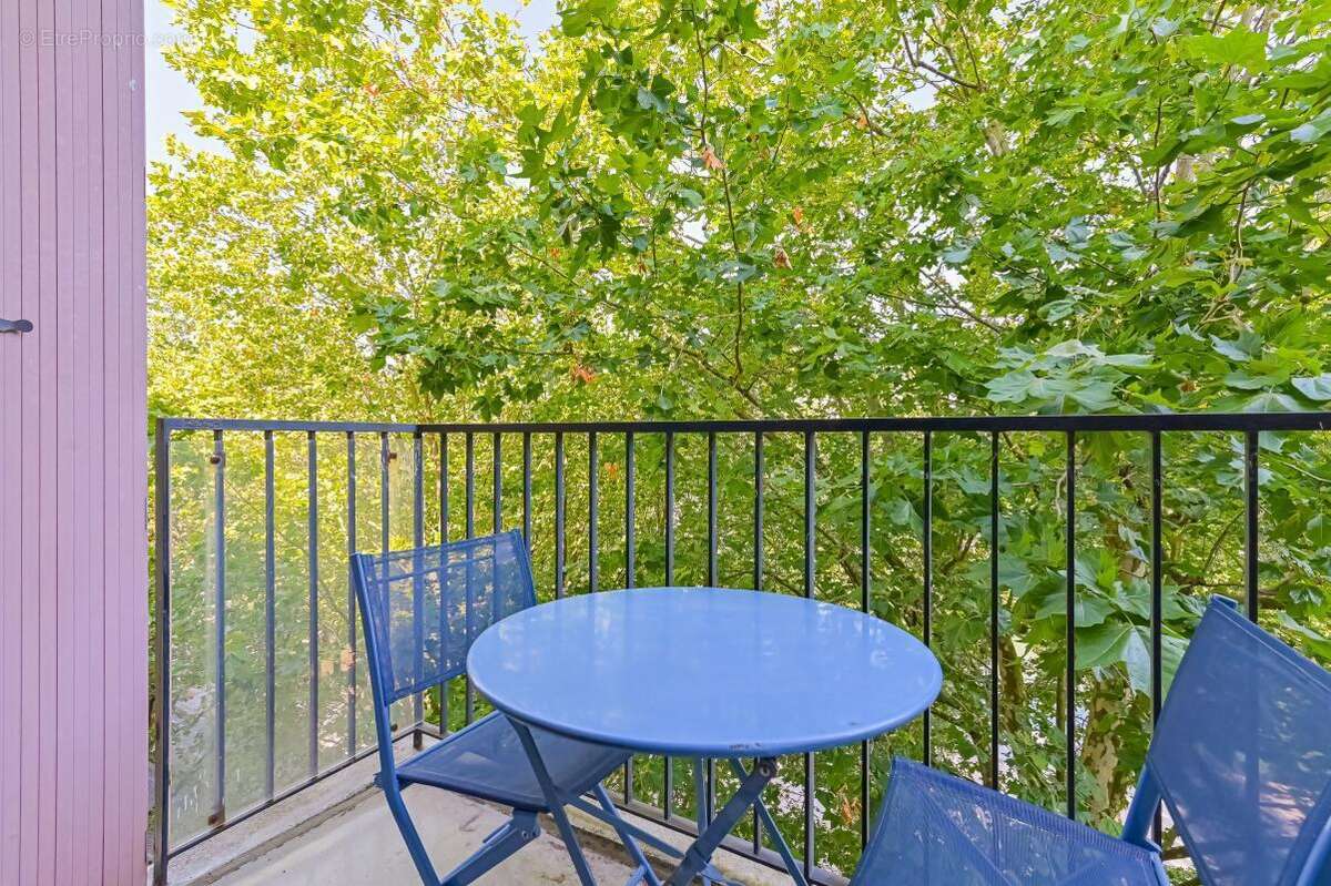 Appartement à PARIS-19E