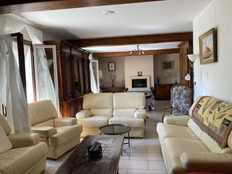 Maison à CHATENOY-LE-ROYAL