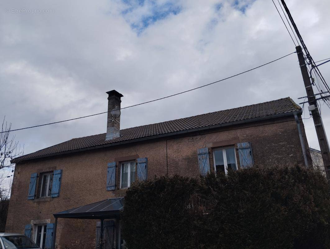 Maison à FROIDECONCHE