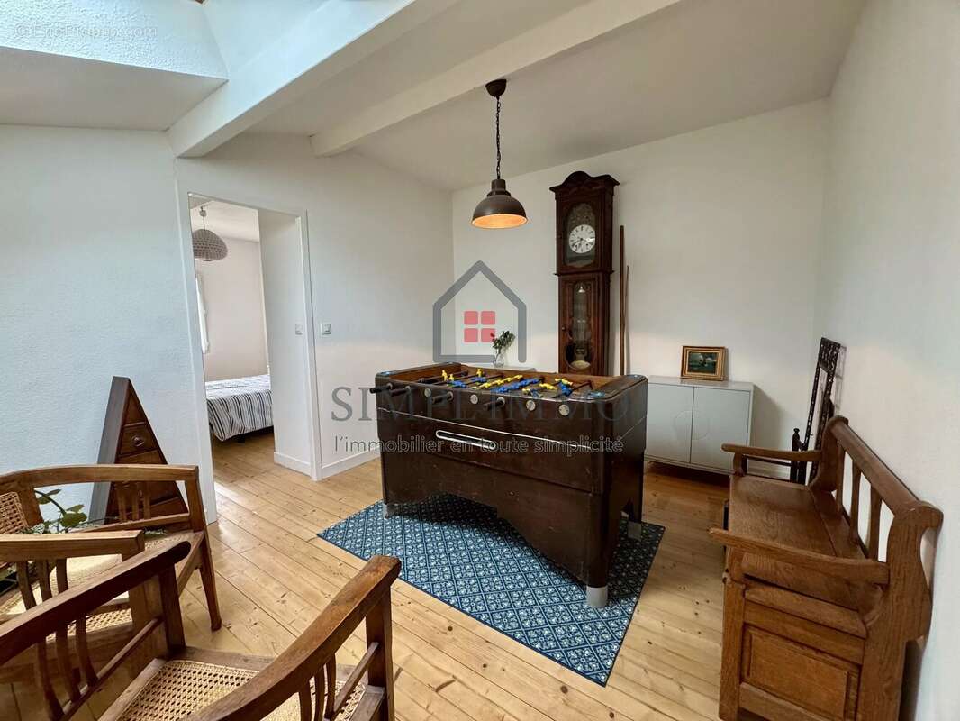 Appartement à ECHILLAIS