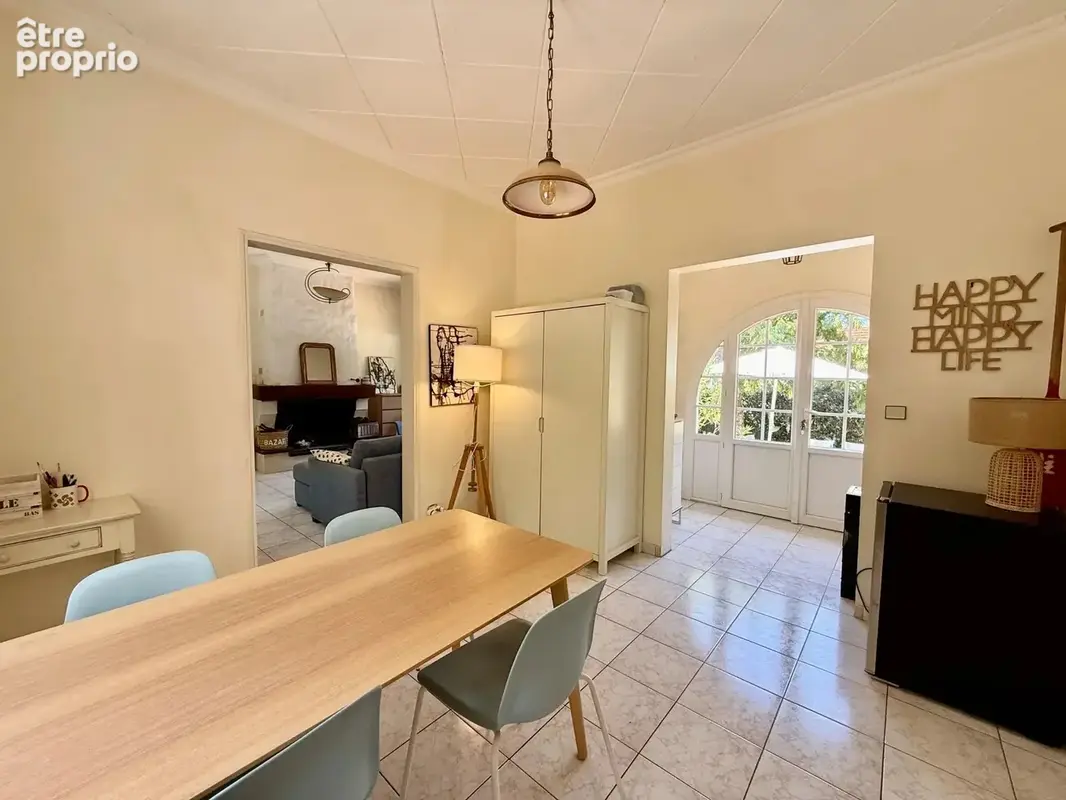 Exclusivité – abatilles – une maison de charme à réinventer - photo 2