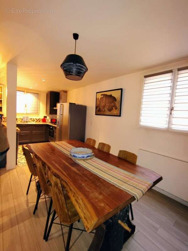 Appartement à AUBERVILLIERS