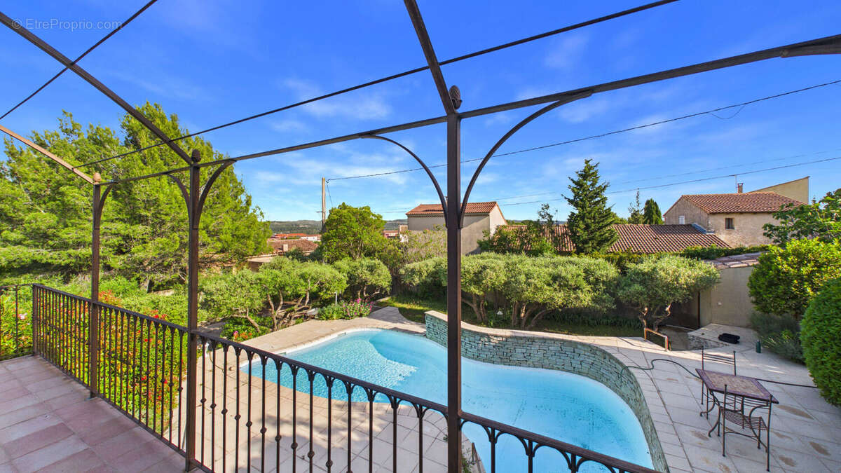 Maison à ARAMON