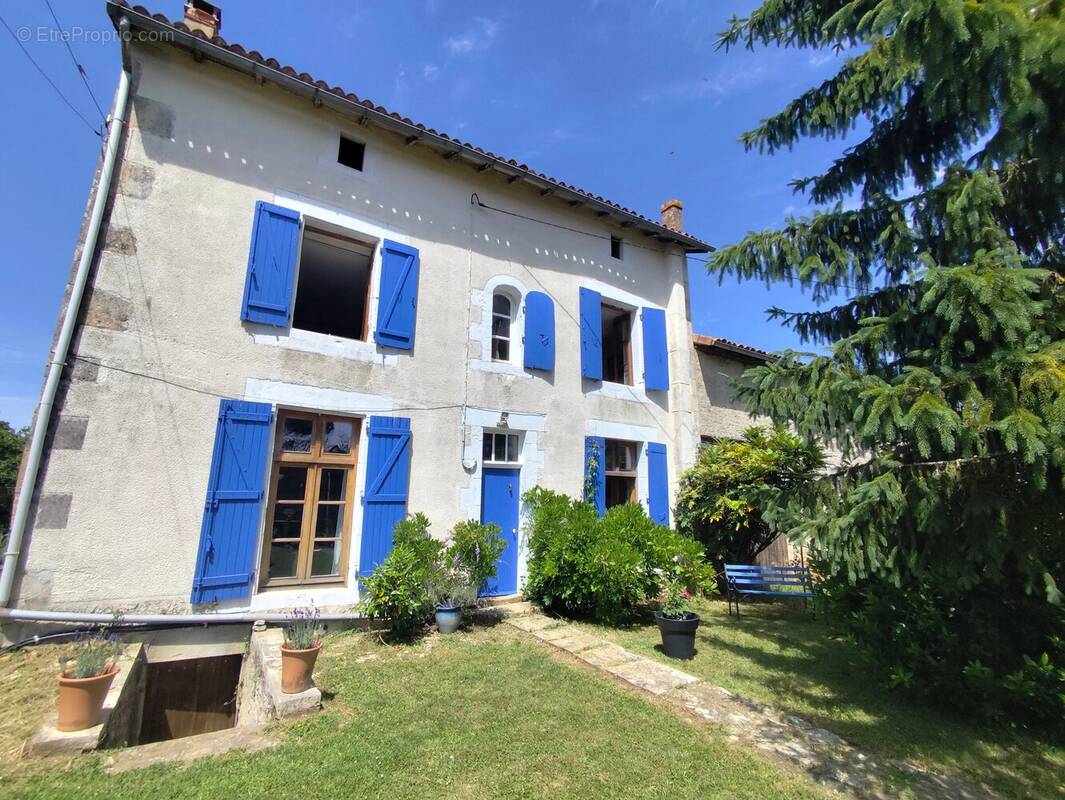 Maison à CIVRAY