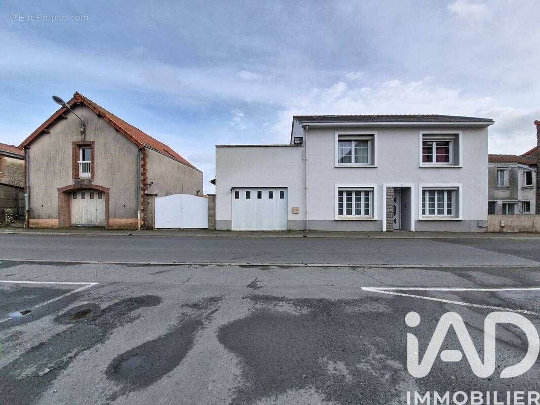 Photo 1 - Maison à CHEMILLE