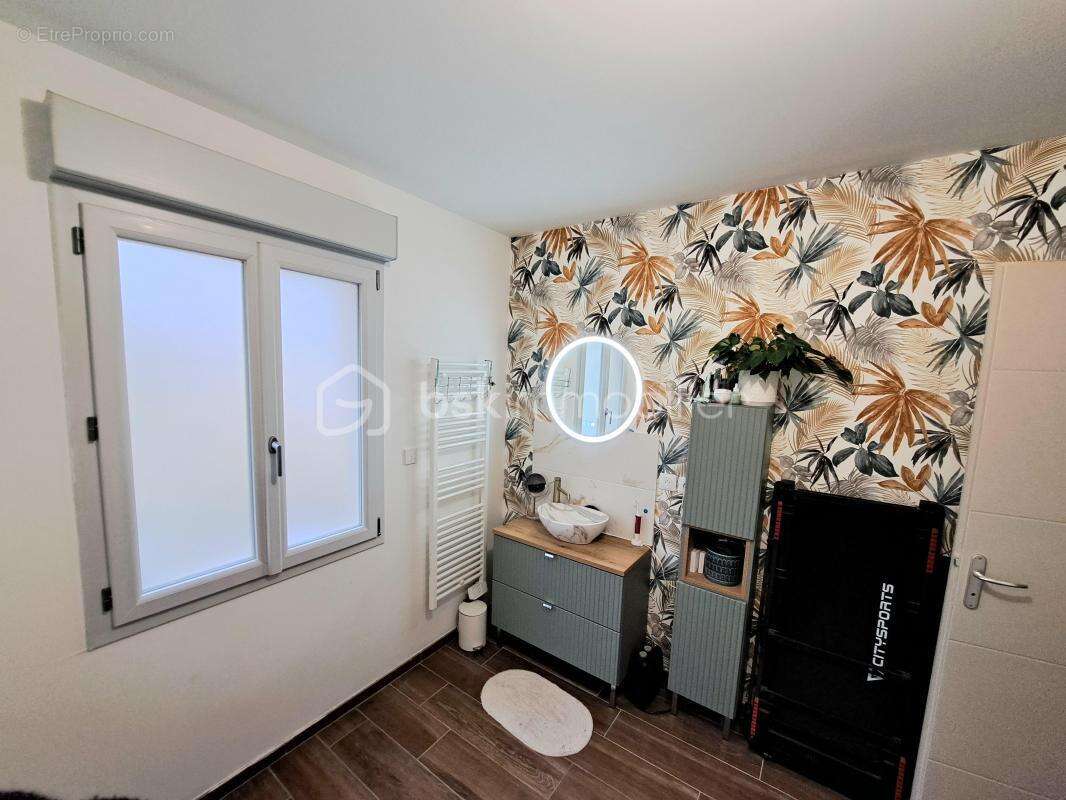 Maison à VIC-SUR-AISNE