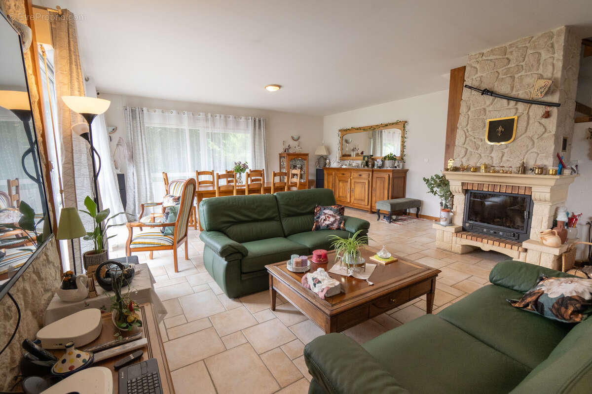 Maison à SAINT-POINT-LAC