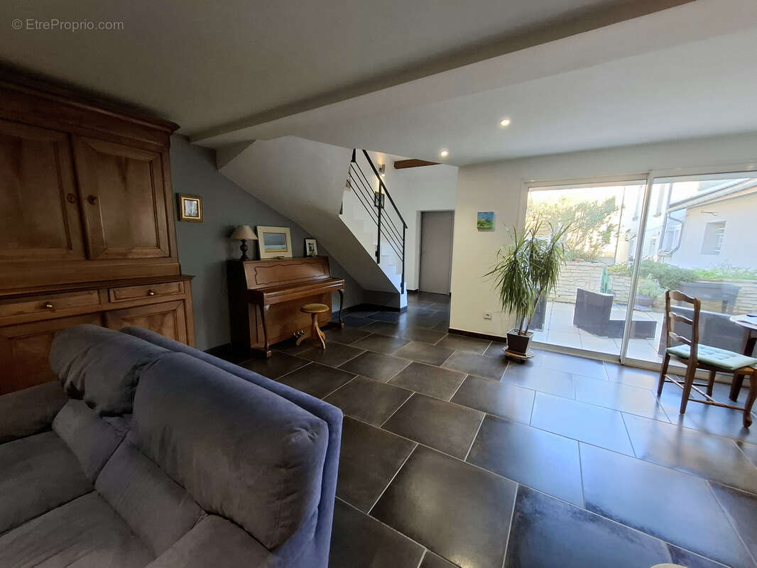 Maison à ROMANS-SUR-ISERE