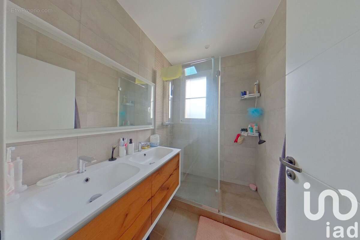 Photo 7 - Maison à LIEUSAINT