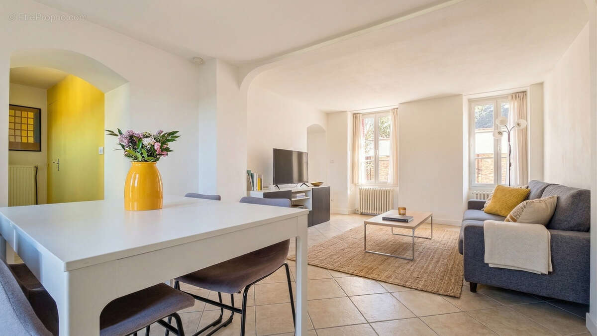 Maison à FERRIERES-EN-BRIE