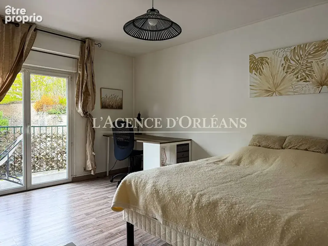 ORLÉANS BORDS DE LOIRE, T2 de 47 m² avec balcon et parking en sous-sol - photo 3