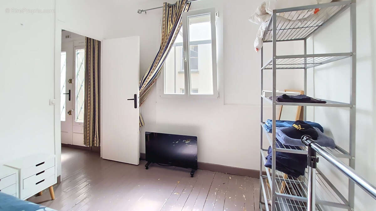 Appartement à PARIS-20E