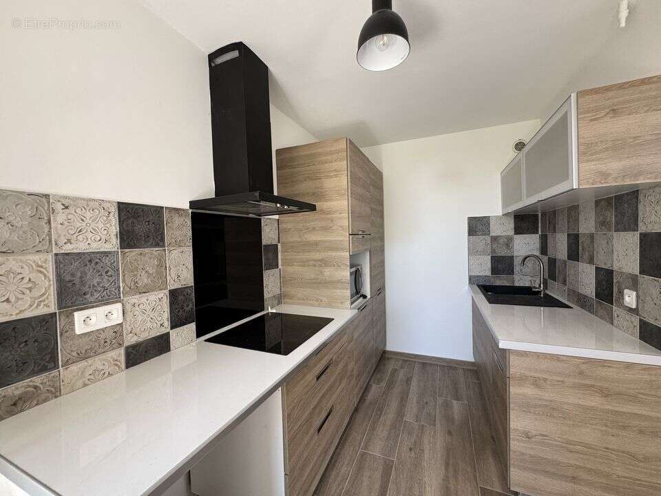 Appartement à MARSEILLE-13E