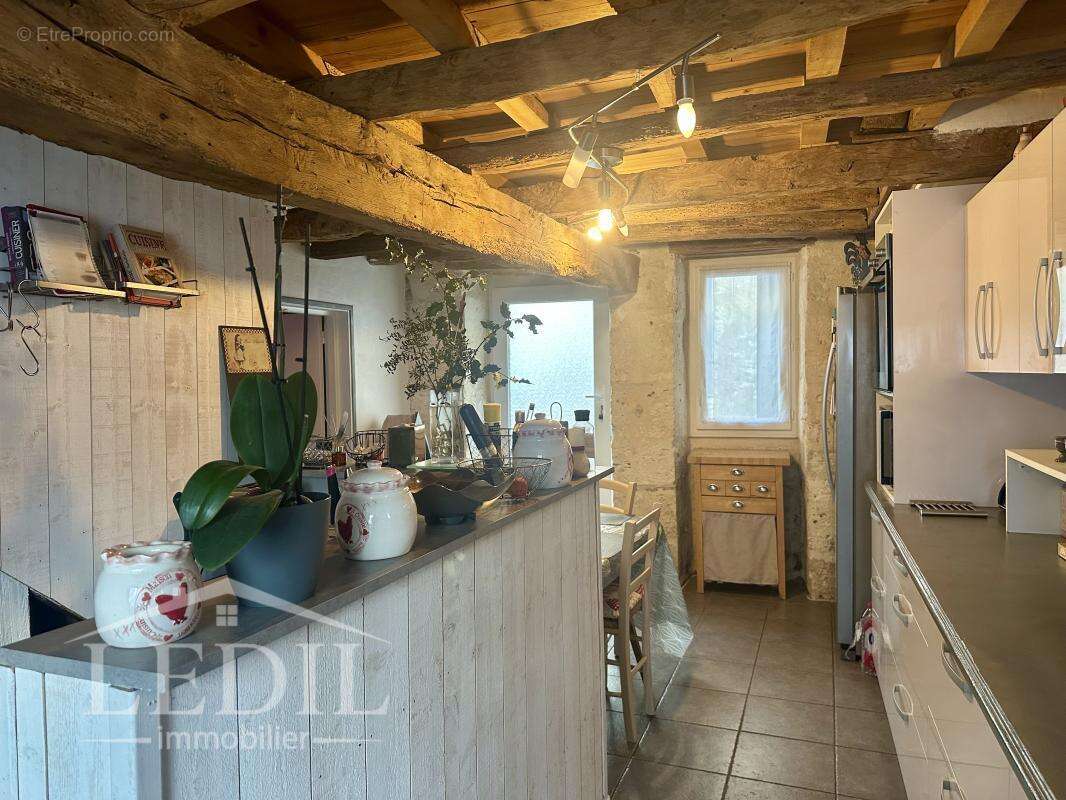 Maison à MAUVEZIN