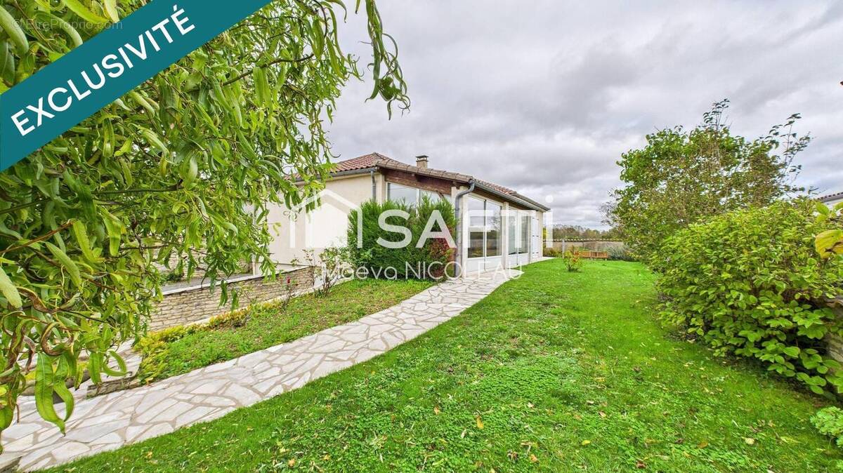 Photo 1 - Maison à MAUZE-SUR-LE-MIGNON