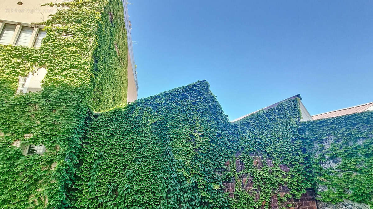 Appartement à PARIS-19E