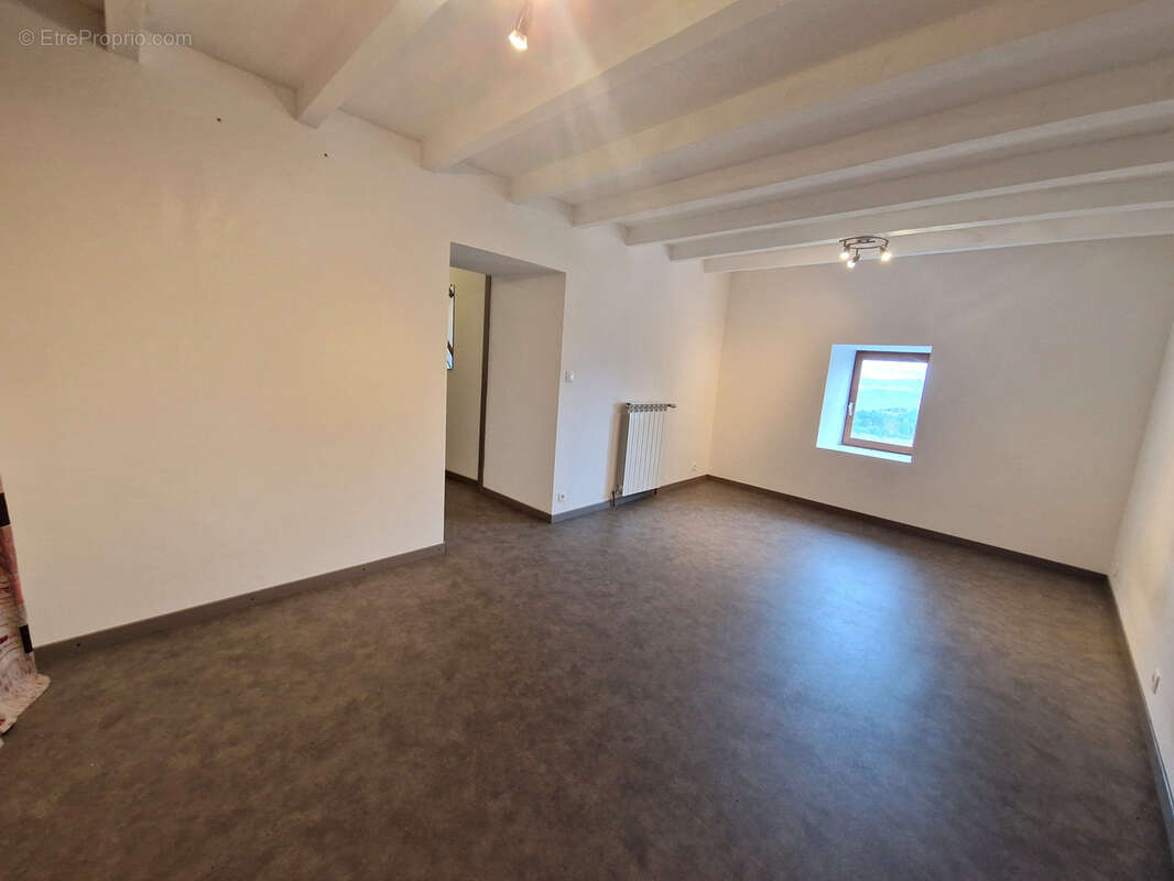 Maison à AURIAC-L'EGLISE