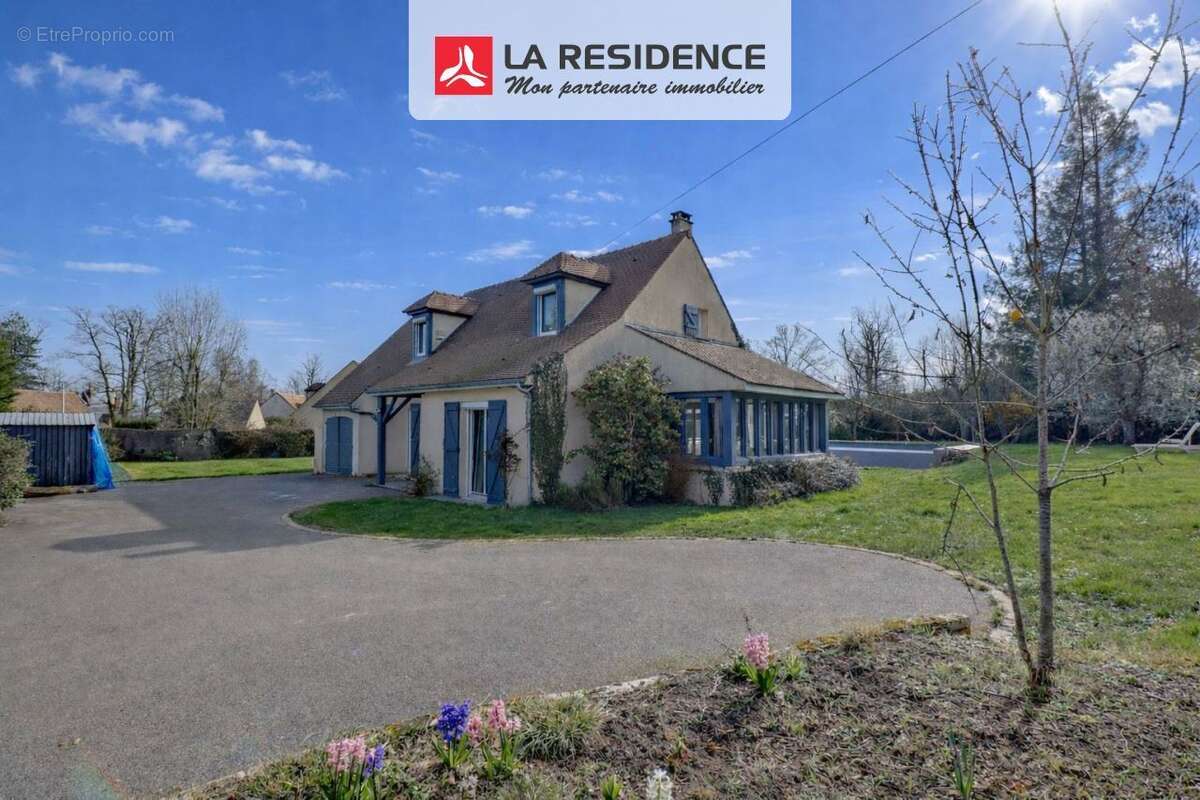 Maison 125 m² à Montfort-L'amaury  - photo 3