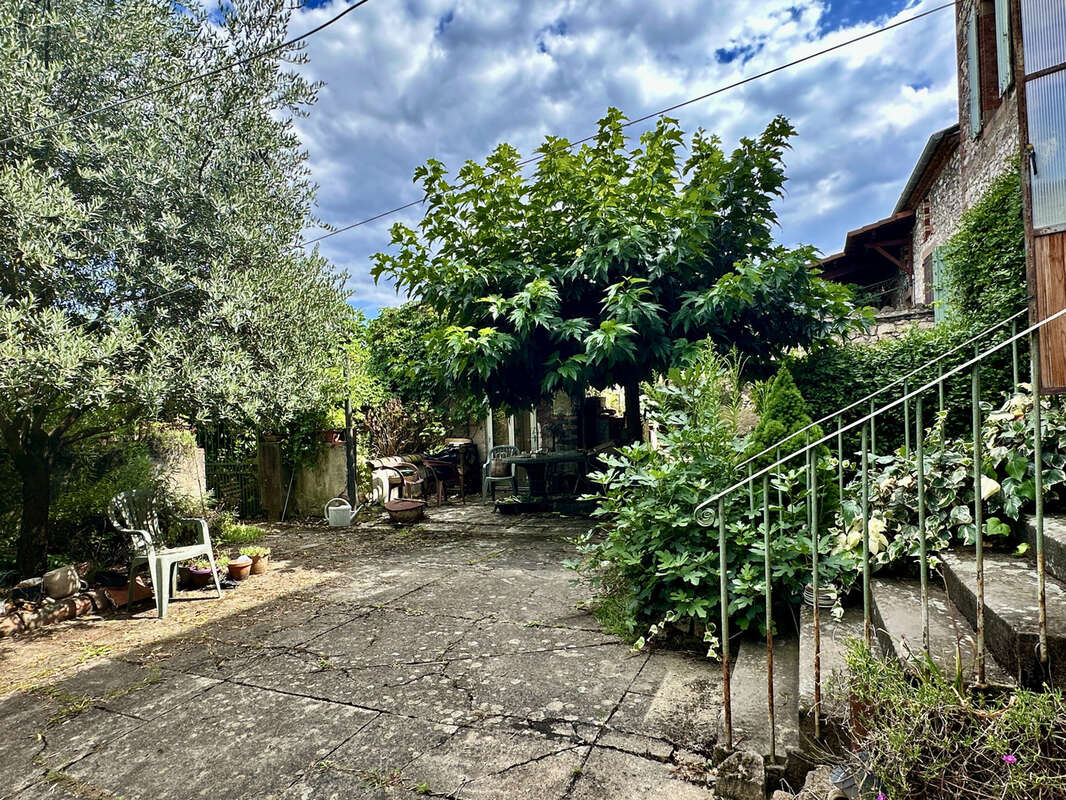 Maison à BLAYE-LES-MINES