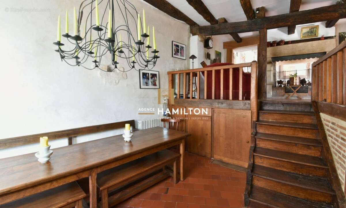 Maison à CORDES-SUR-CIEL