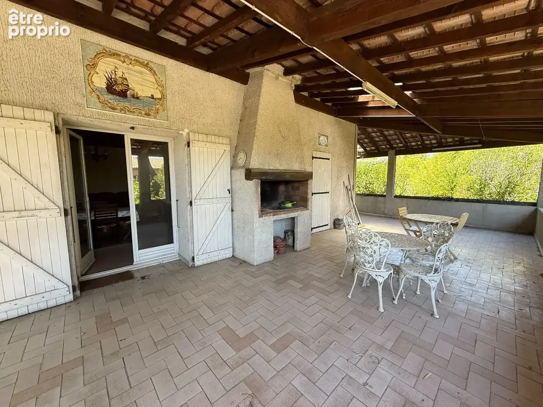 Maison de plain pied  avec piscine sur 2420 m2 de terrain arbore - photo 27