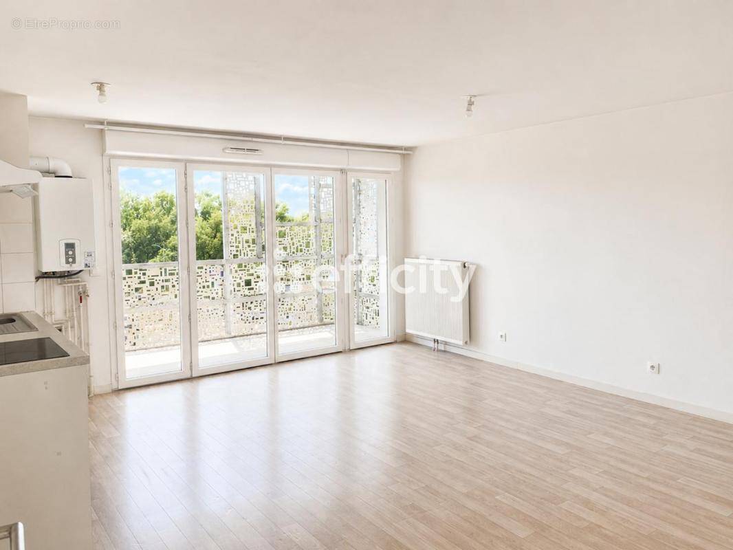 Appartement à VILLENAVE-D'ORNON