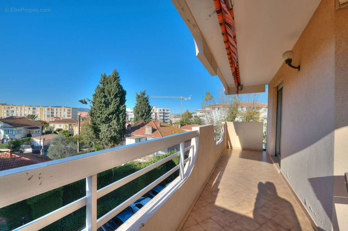 Appartement à SAINT-RAPHAEL