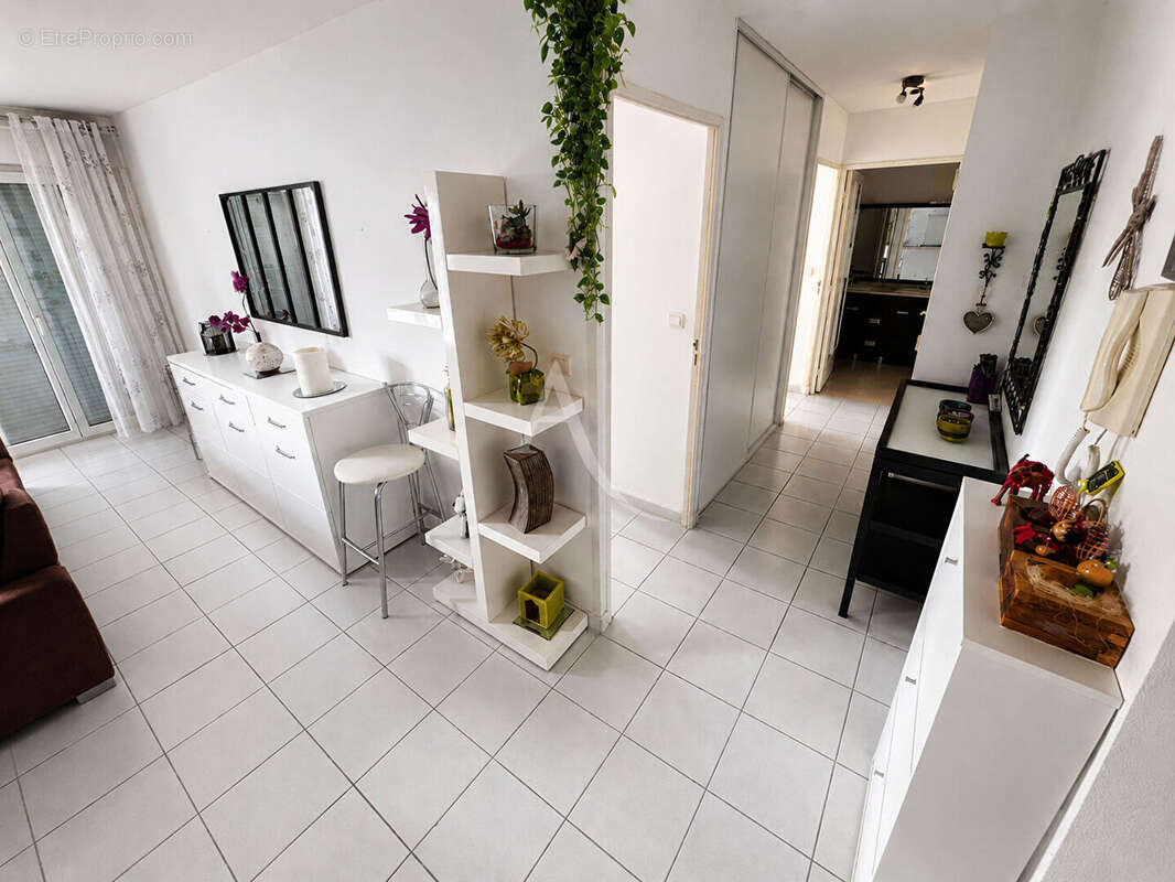 Appartement - Plain-pied - Vauvert - 3 pièces 63.51 m² avec jardin - photo 5