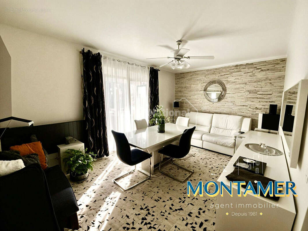 Maison à SAUSSET-LES-PINS