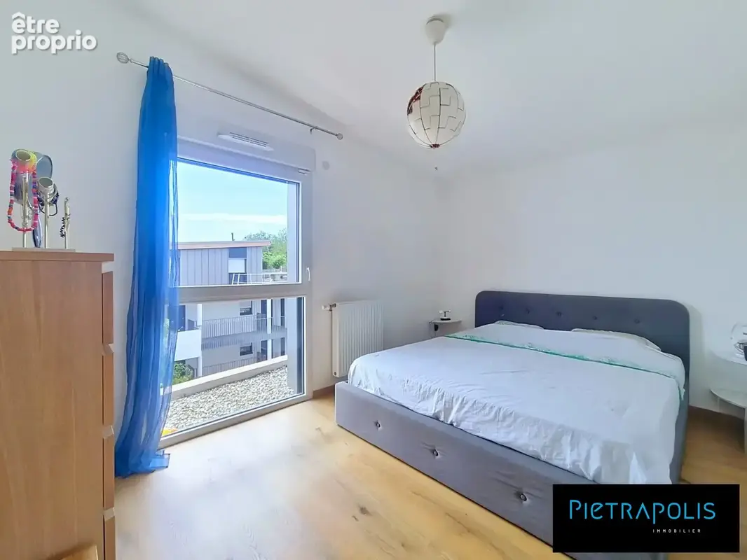 Appartement 103 m² à Decines-Charpieu  - photo 8
