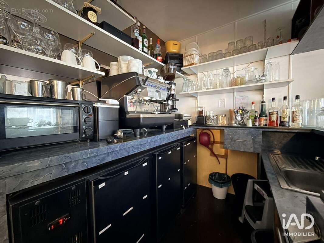 Photo 4 - Commerce à JONZAC