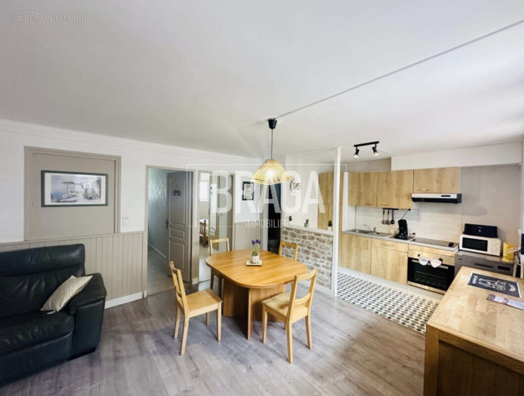 Appartement à LE PORTEL