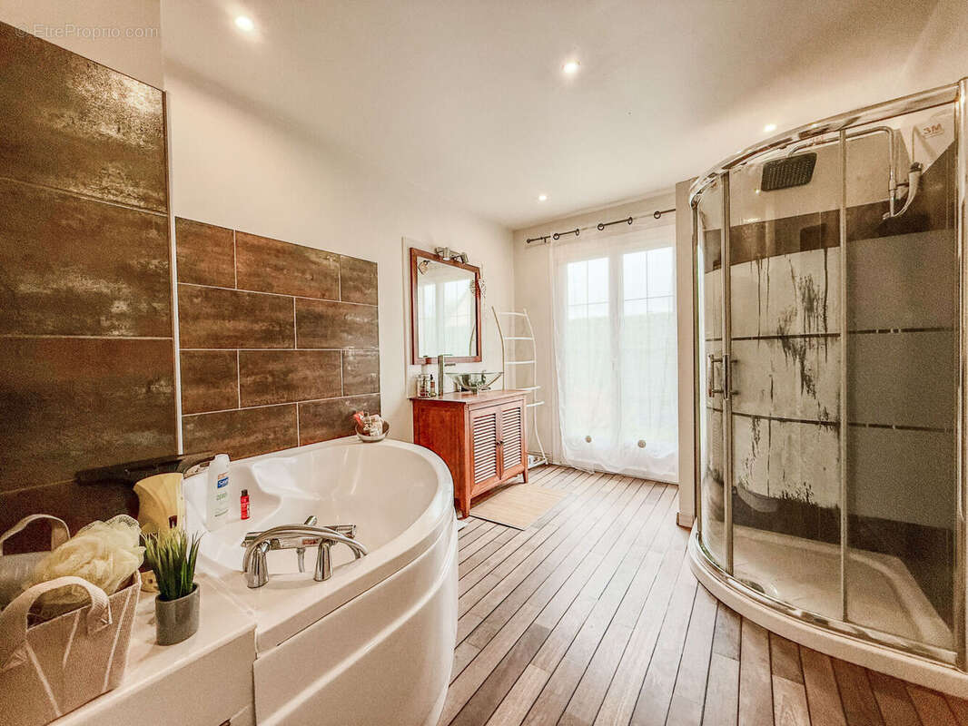 Photo 7 - Maison à MARGNY-AUX-CERISES