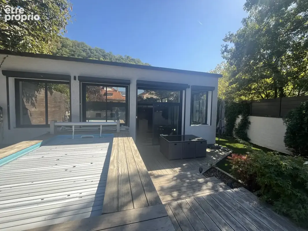 Gieres loft 152m2 + jardin + couloir de nage - photo 30