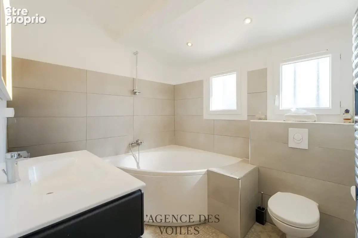 Maison T4 avec jardin et piscine - photo 8