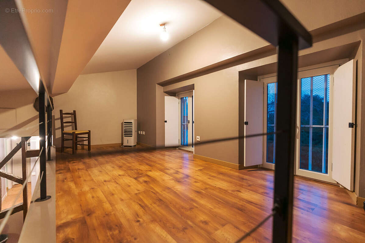 Appartement à CARCASSONNE