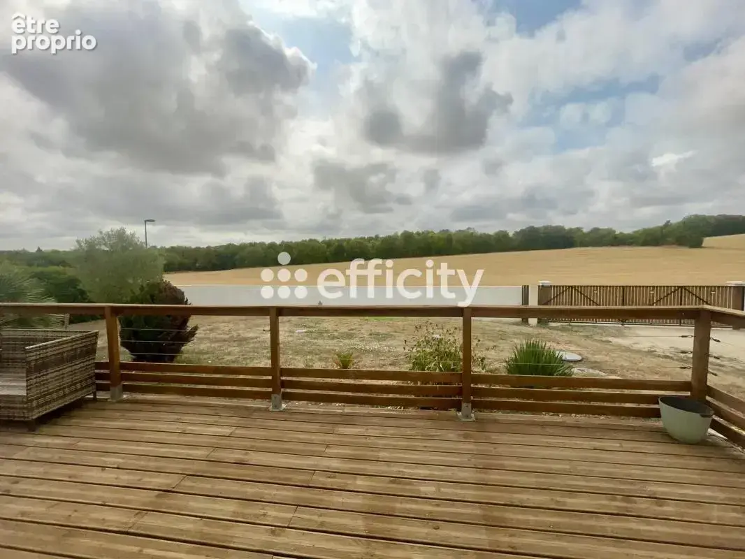 Maison 120 m² à Rouillac  - photo 18