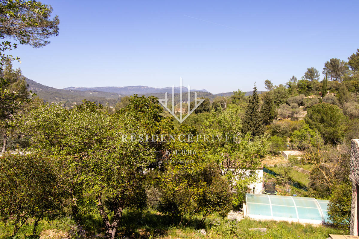 Maison à SOLLIES-TOUCAS