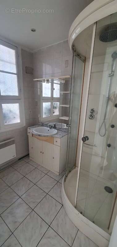 Appartement à VALLAURIS