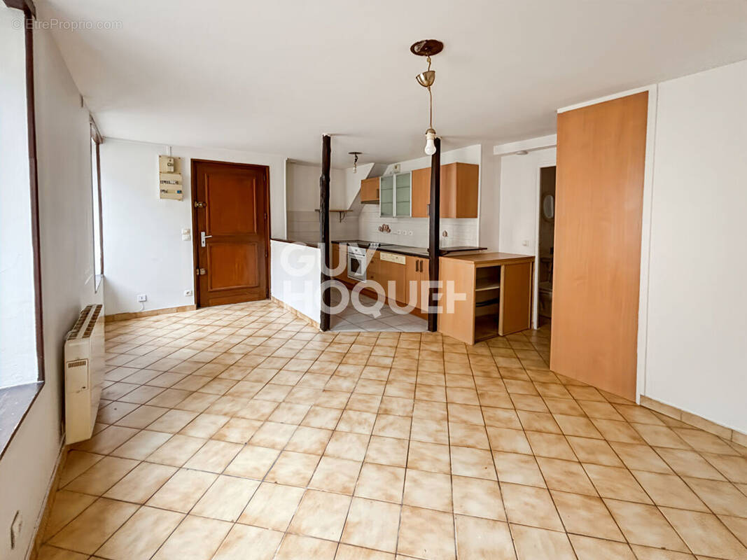 Appartement à GRETZ-ARMAINVILLIERS
