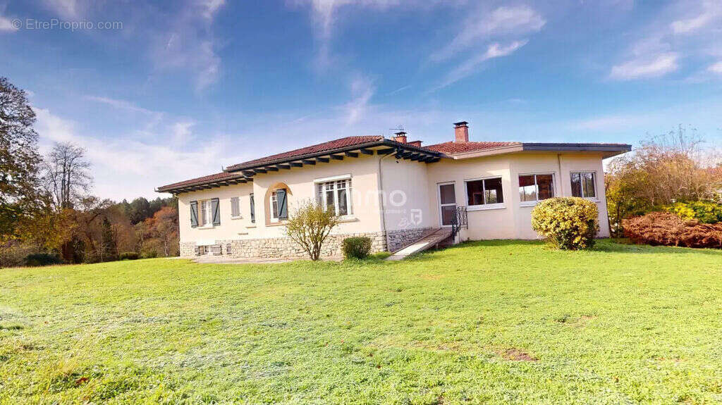 Maison à RION-DES-LANDES