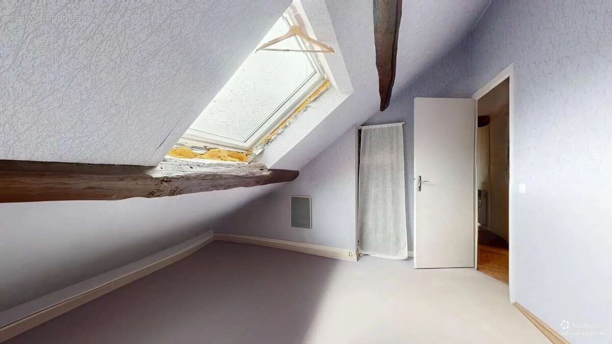 Appartement à DAMPIERRE-EN-YVELINES